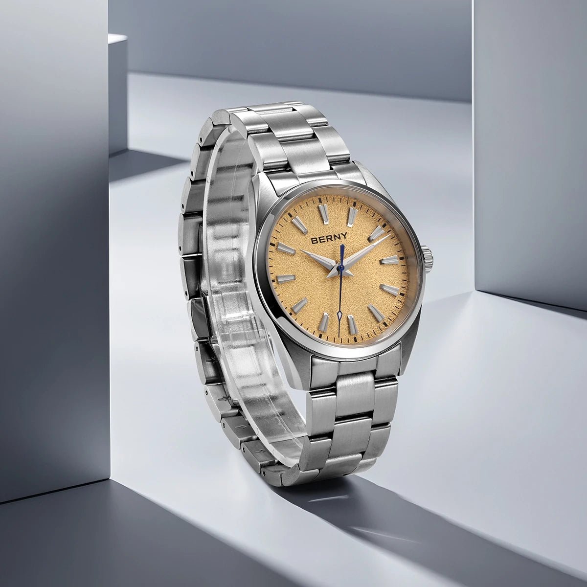 BERNY Men’s Luminous Sapphire Quartz Watch - SMARTMARTNZ