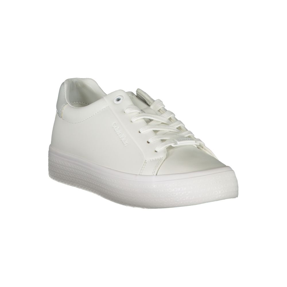 Calvin Klein Elegant White Sneakers with Contrast Detailing - SMARTMARTNZ