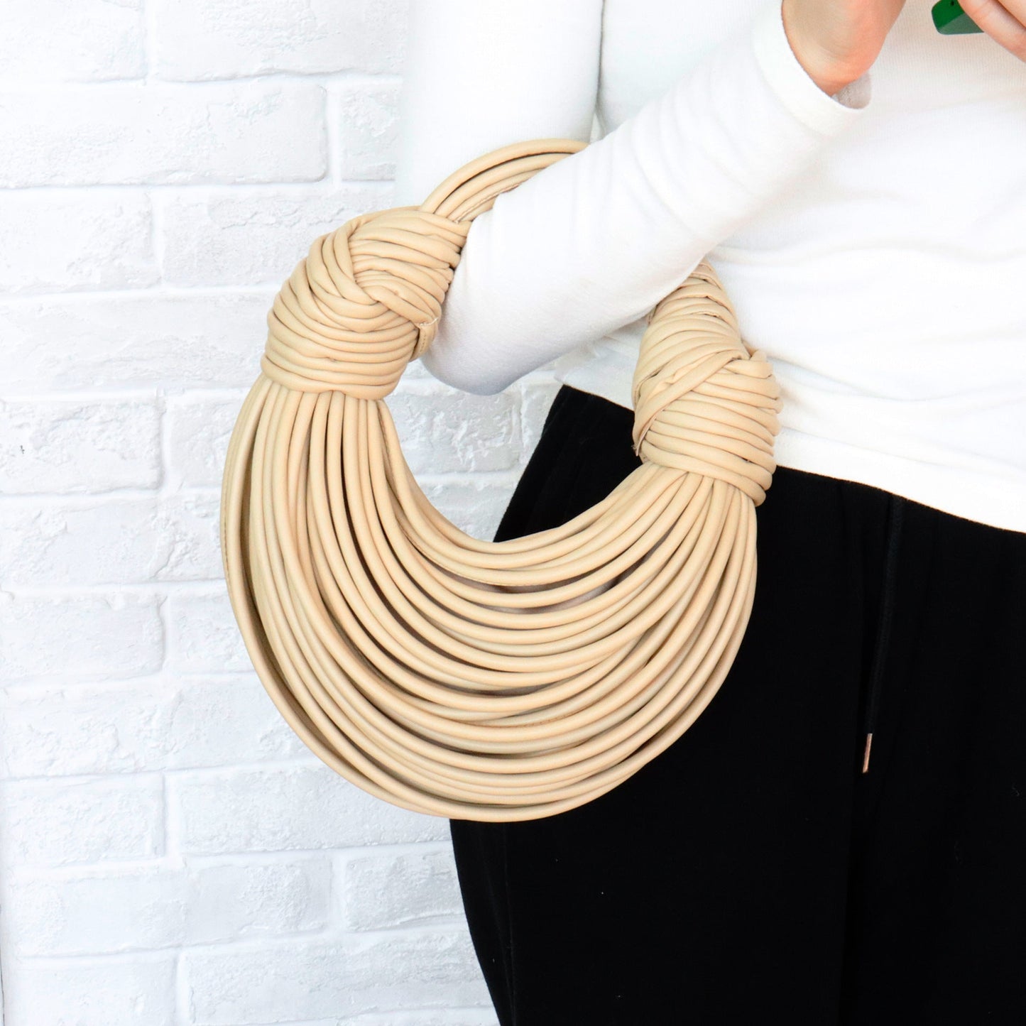 Ladies’ Fashion Handbag – Pure Hand Woven Elegant Craftsmanship | Lightweight & Durable - SMARTMARTNZ