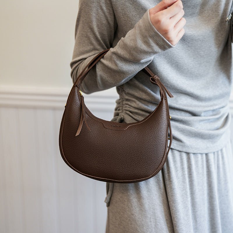 Trendy Underarm Handbag – Sleek & Lightweight - SMARTMARTNZ