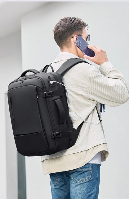 A Large Capacity Backpack For Men's Commuting Travel - SMARTMARTNZ