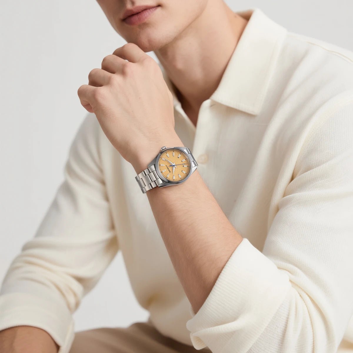 BERNY Men’s Luminous Sapphire Quartz Watch - SMARTMARTNZ
