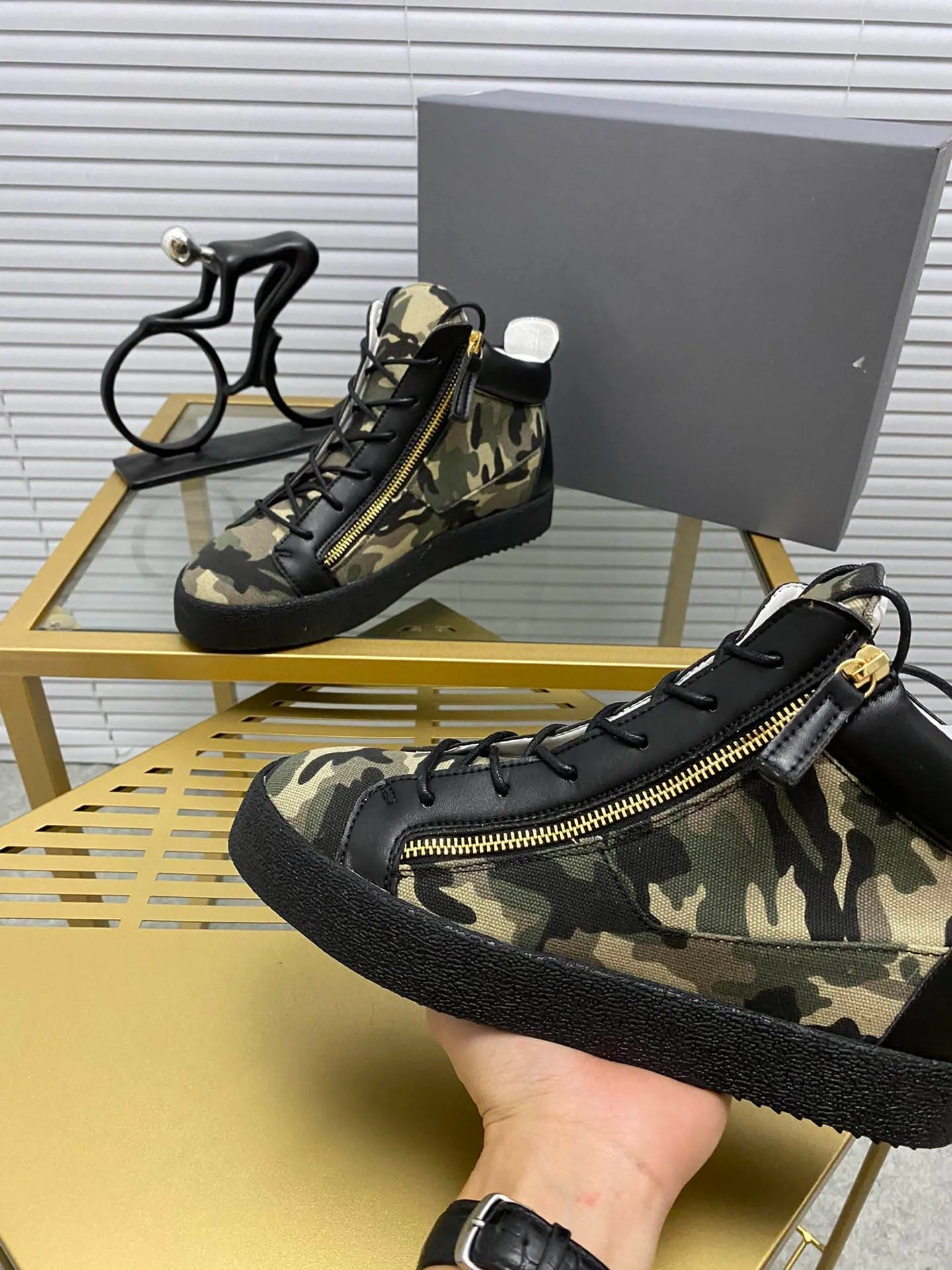 Camouflage Military - Style Outdoor Trekking Shoes( Size 38 - 47) - SMARTMARTNZ