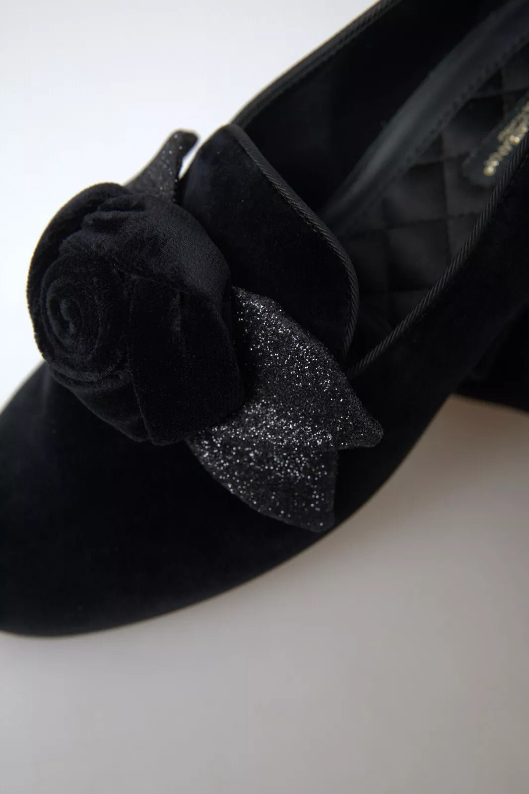 Dolce & Gabbana Black Velvet Flats Bow Young Queen Shoes - SMARTMARTNZ