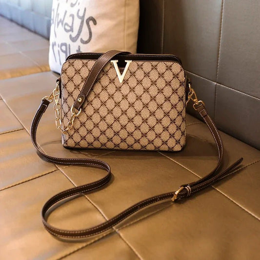 Luxury Designer Women’s Shoulder Bag – PVC Leather Crossbody with Chain Strap & Plaid Design - SMARTMARTNZ