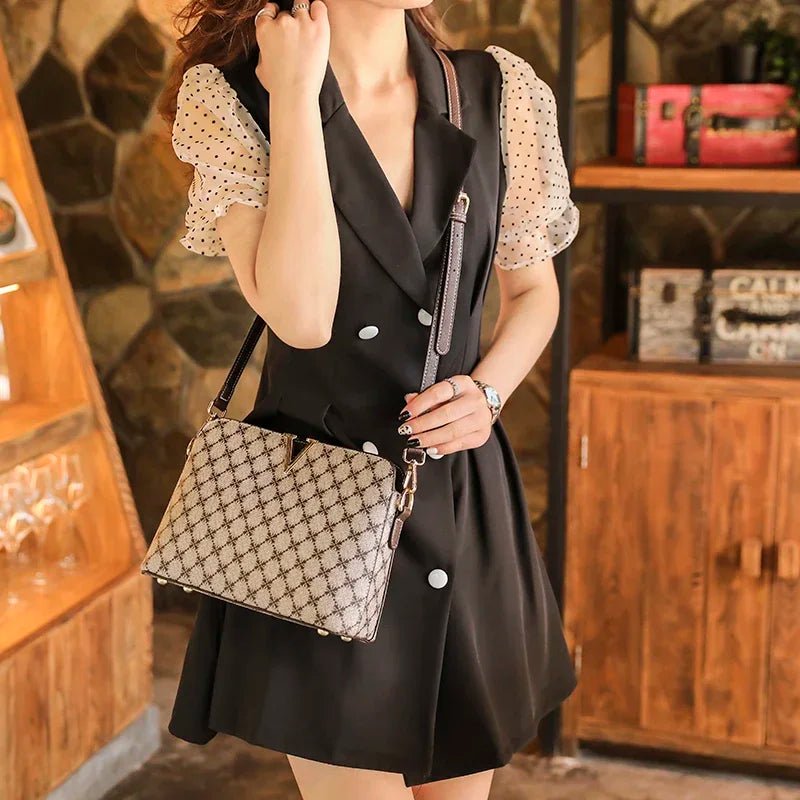 Luxury Designer Women’s Shoulder Bag – PVC Leather Crossbody with Chain Strap & Plaid Design - SMARTMARTNZ