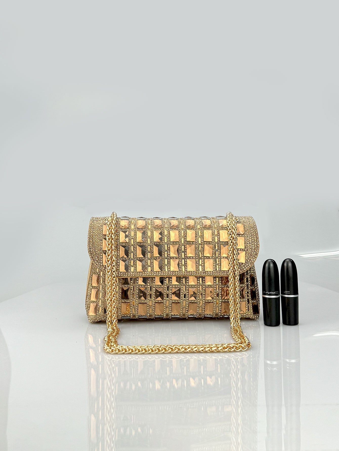 “Rhinestone Glass Clutch with Chain – Elegant & Dazzling” - SMARTMARTNZ