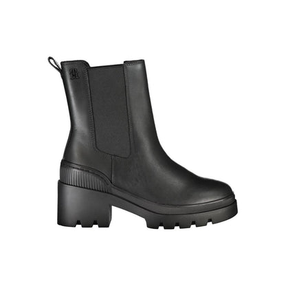 Tommy Hilfiger Chic Side Elastic Ankle Boots with Logo Detail - SMARTMARTNZ